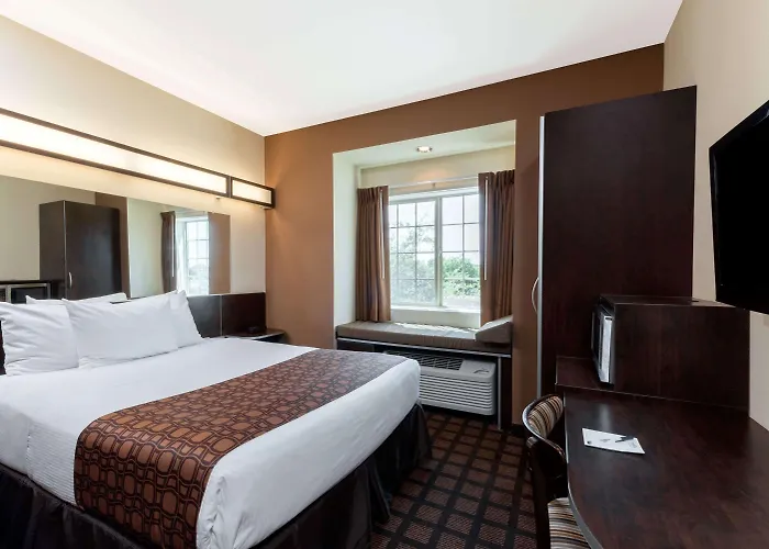 Microtel Inn And Suites Eagle Pass