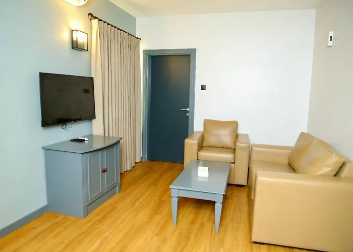 Al Sharq Hotel