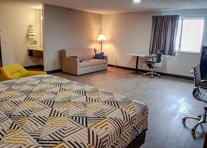 Motel 6-Kewanee, Il