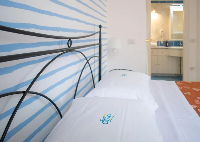 Hotels in Marina di Camerota