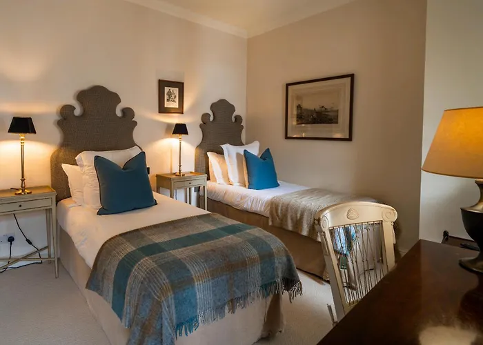Comrie Hotels