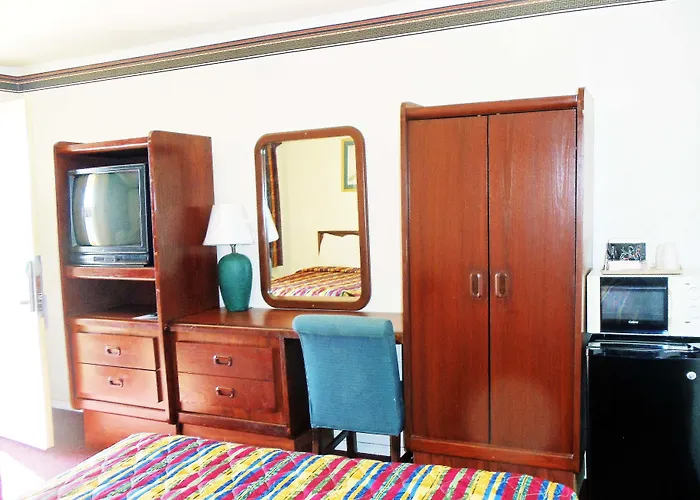 Antlers Budget Inn