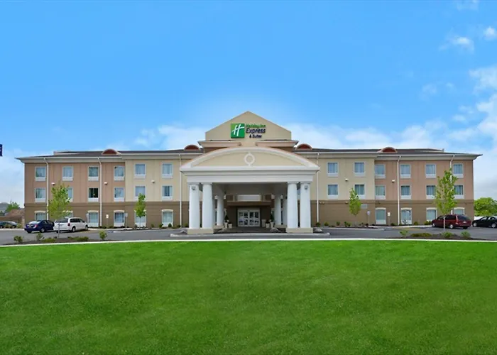 Holiday Inn Express & Suites Utica, Ny