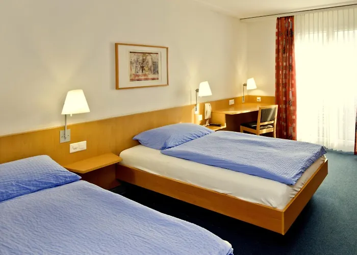 Good Night Inn