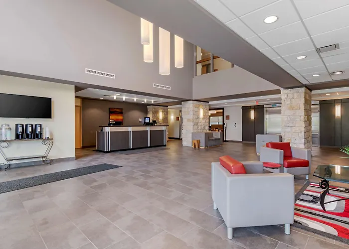Best Western Plus Eastgate Inn & Suites