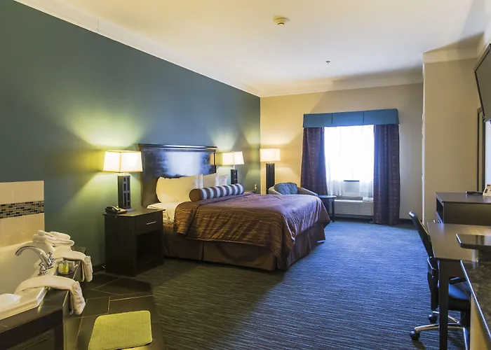 Red River Inn And Suites