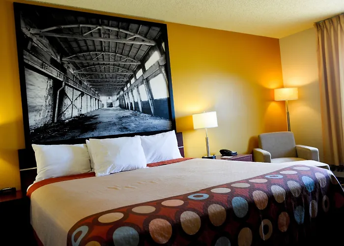 Super 8 By Wyndham Fox Creek