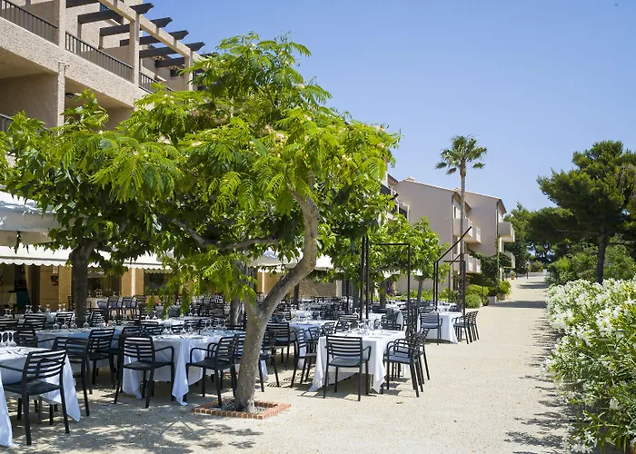 Six-Fours-les-Plages Hotels