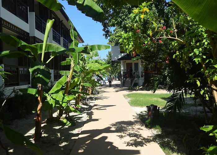 Pp Charlie Beach Resort