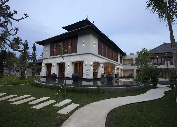 Grand Whiz Hotel Nusa Dua Bali