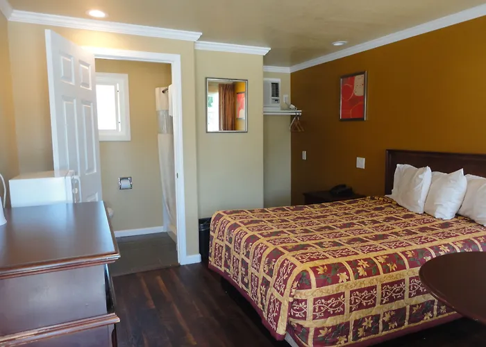 Colusa Motel