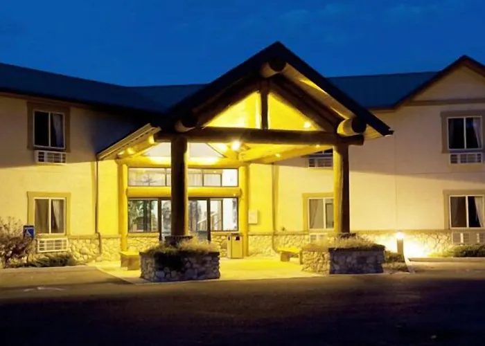 Cody Legacy Inn & Suites