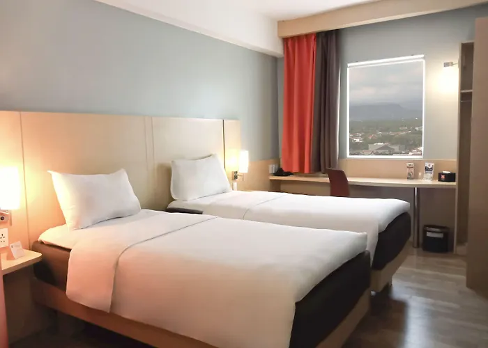 Ibis Padang