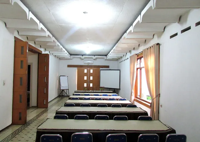 Riche Heritage Hotel Kayutangan Malang