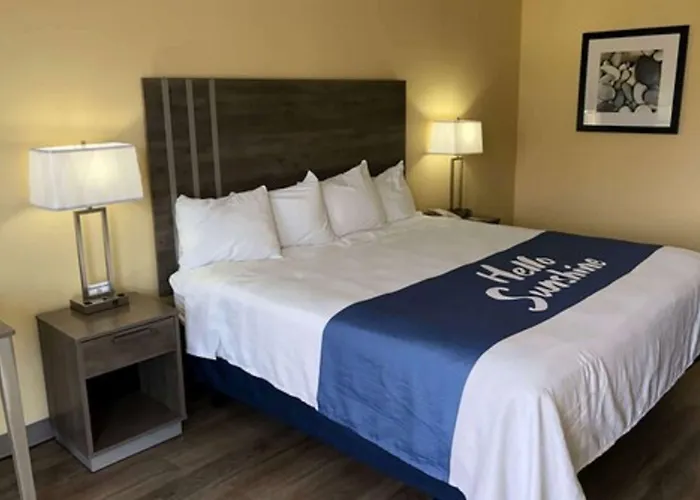 Days Inn By Wyndham Cape Carteret