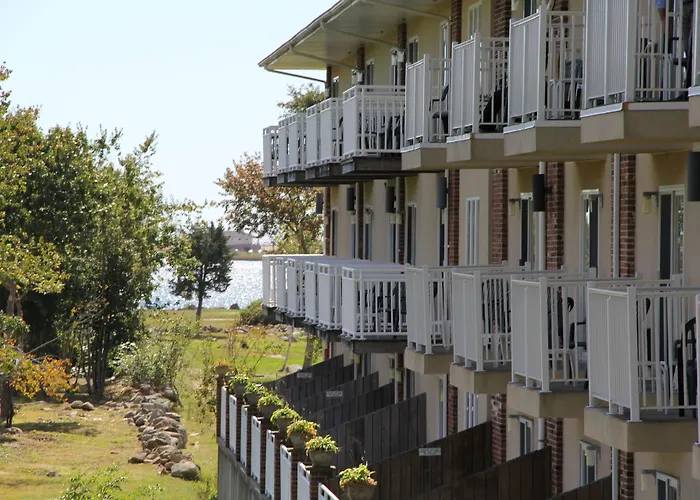 Westerly Beach hotels