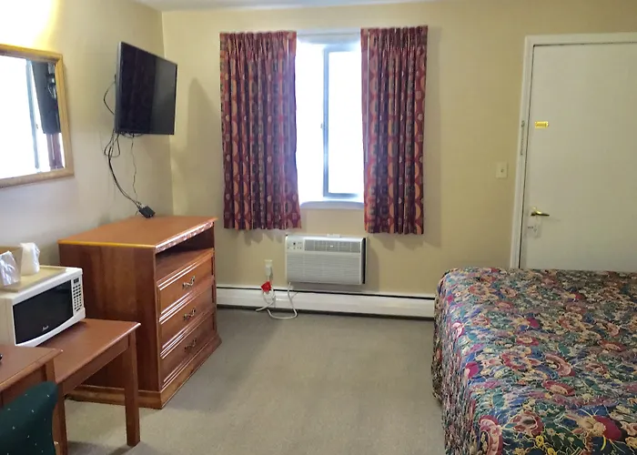 Granada Inn Motel - Kalkaska