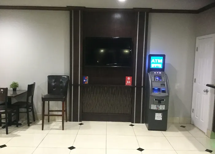 Muskogee Inn And Suites