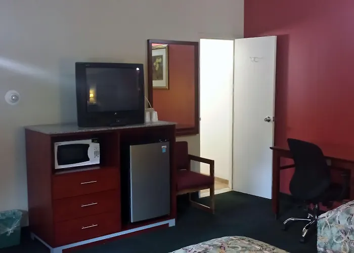 Budget Inn Fairport