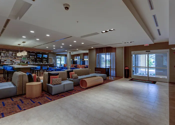 Courtyard By Marriott Hammond
