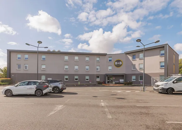 B&B Hotel Clermont-Ferrand Nord Riom