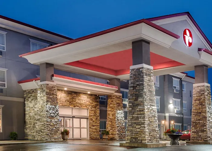 Ramada By Wyndham Moose Jaw