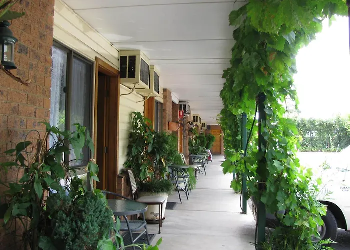 The Wayfarer Motel