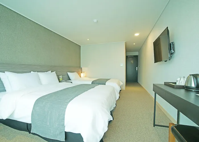 I-Jin Hotel