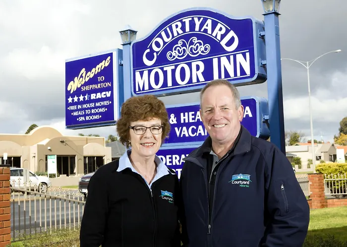 Courtyard Motor Inn