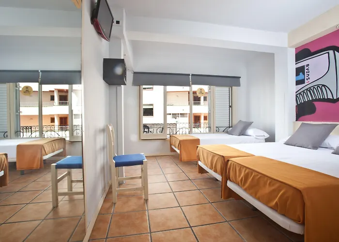 Ten Hostel
