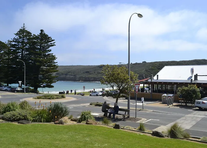 Loch Ard Motor Inn