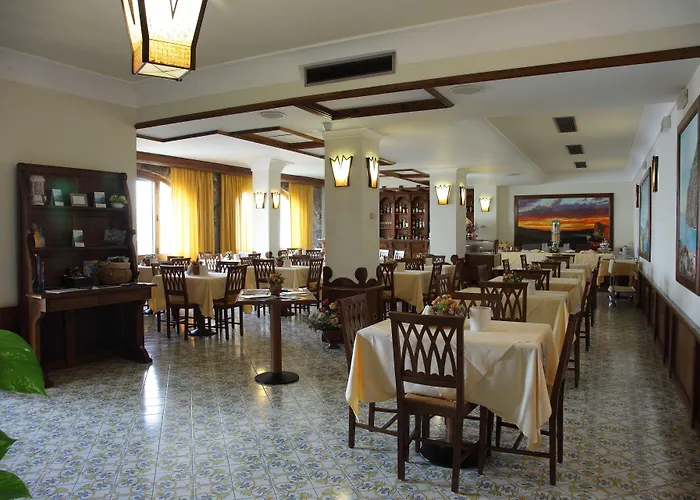 Hotel Mega Mare