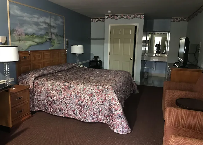 Village Inn