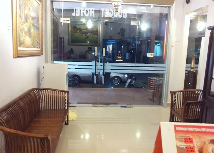 Ferringhi Heritage Budget Hotel