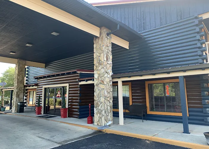 Log Cabin Inn