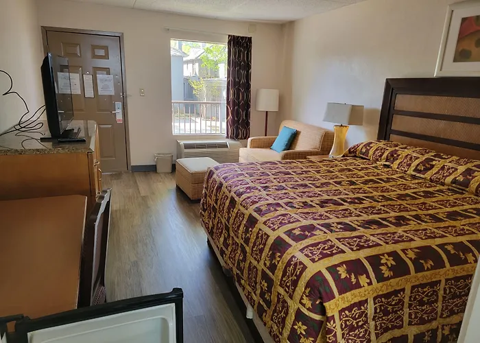 Studio 9 Inn & Suites
