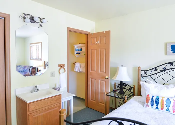 Seward Motels