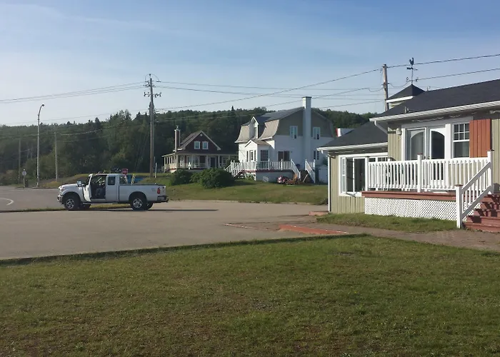 Motel Et Chalets Bo-Fleuve Evangeline