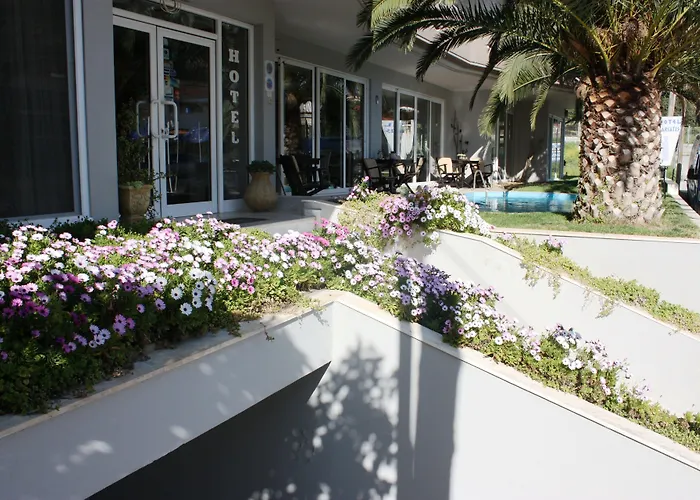 Hotels in Nea Kallikrateia