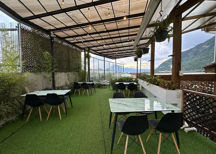 Grupo Hotelero Colibri