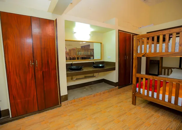 Hotel Acacia View