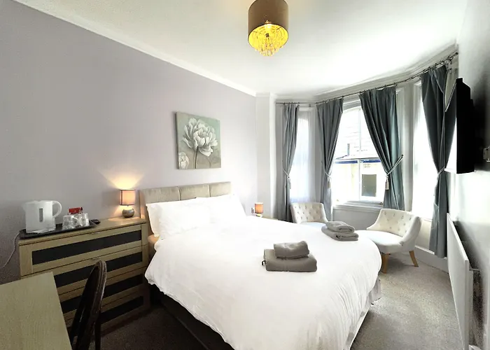 Dukes Folly Hotel