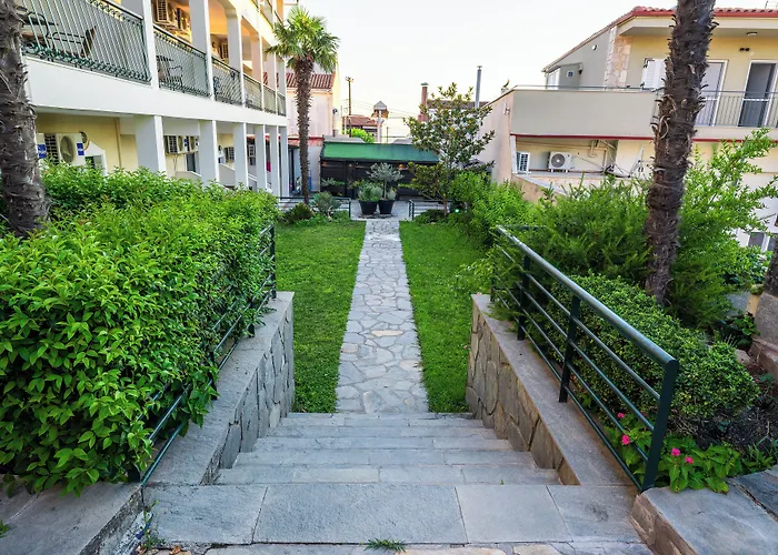Samel Hotel