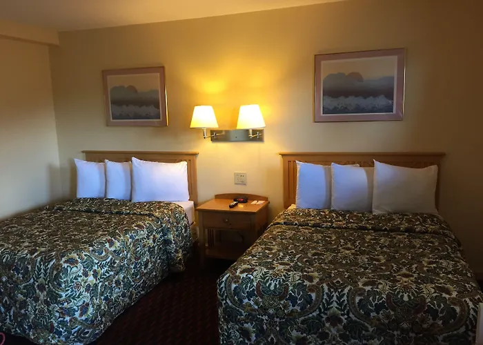Relax Inn - Saginaw