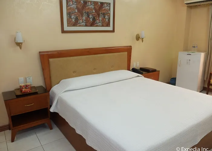 Pacific Breeze Hotel And Resort