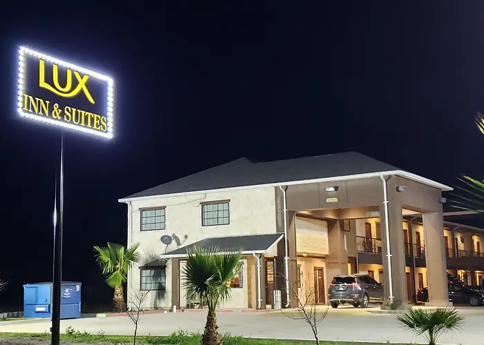Lux Inn And Suites