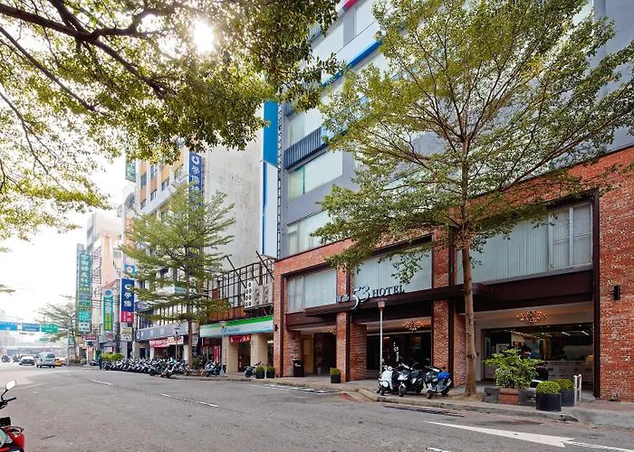 53 Hotel