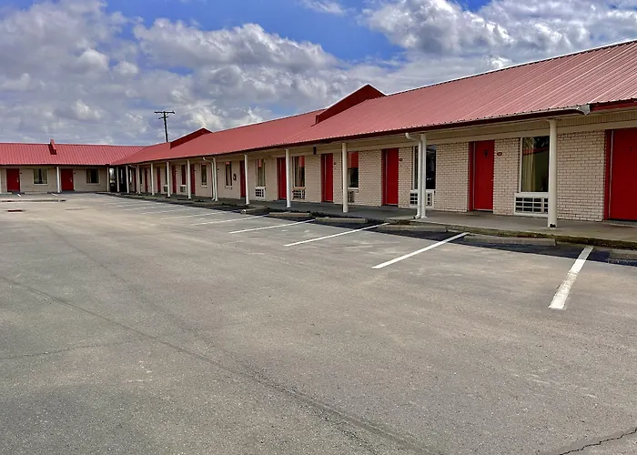 Cleveland Motels