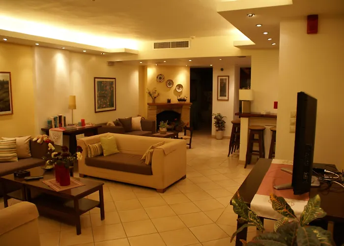 Yria Hotel