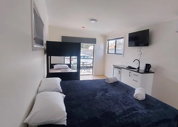 Guyra Club Cabins
